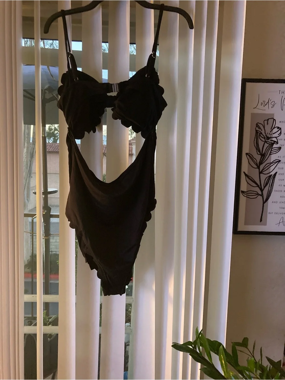 Black Scallop-Edge One-Piece Swimsuit